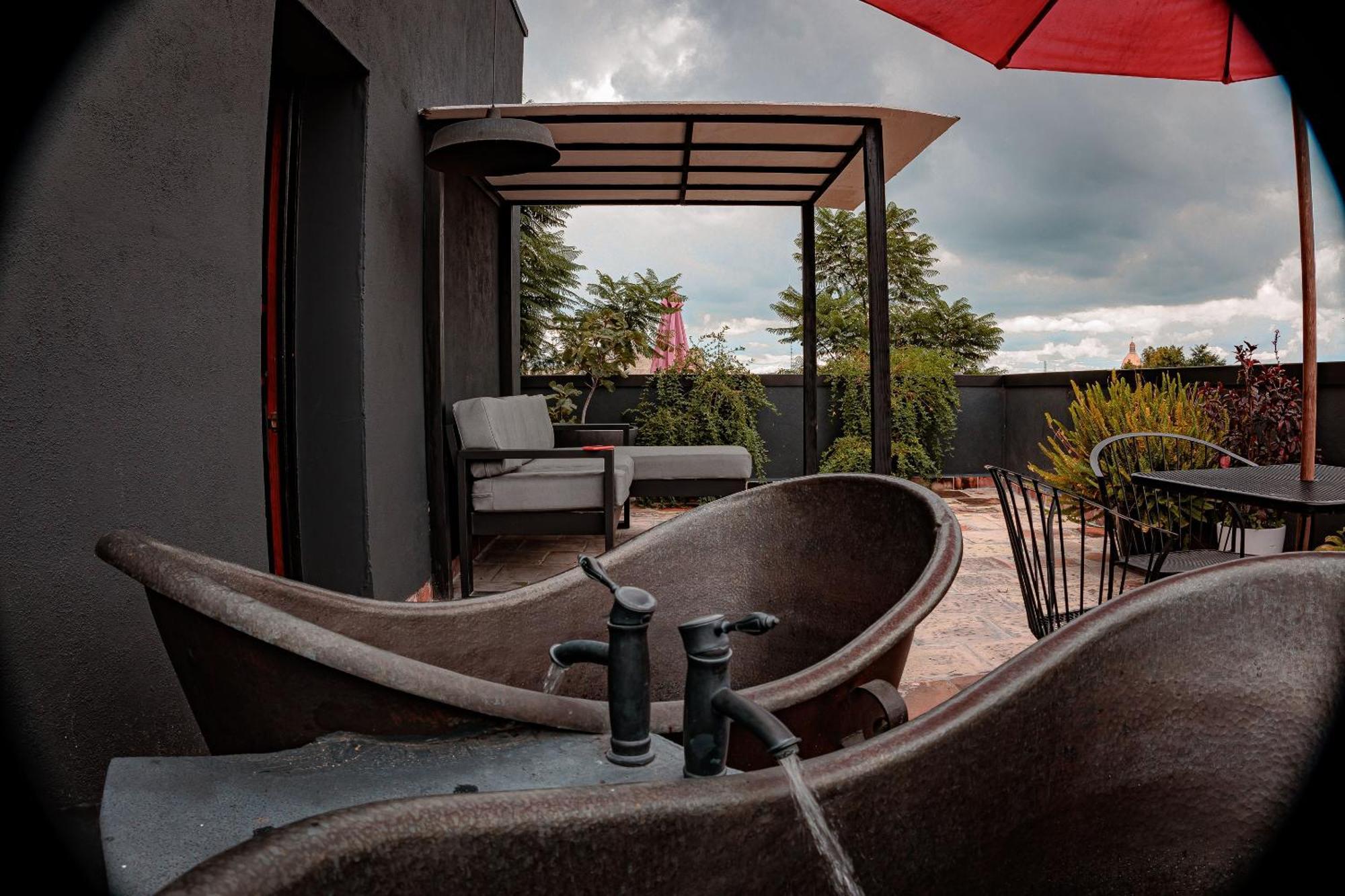 Elena De Cobre, Leon, A Member Of Design Hotels Exterior photo